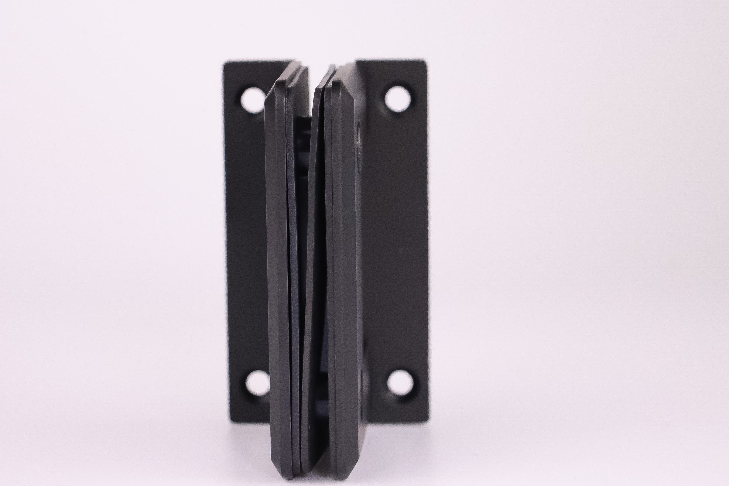 Hinge Reg.