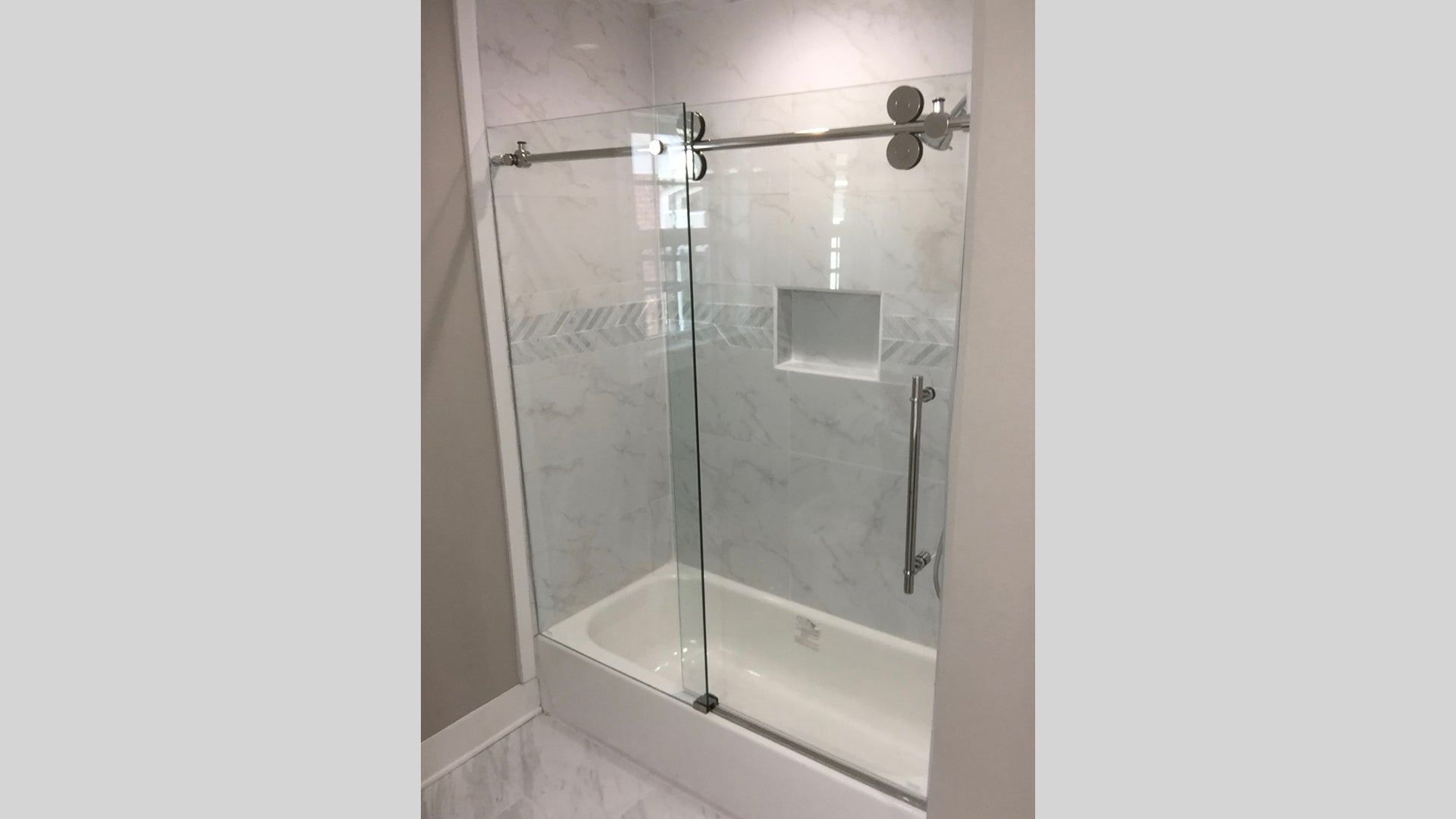 Rio Sliding Door Chrome